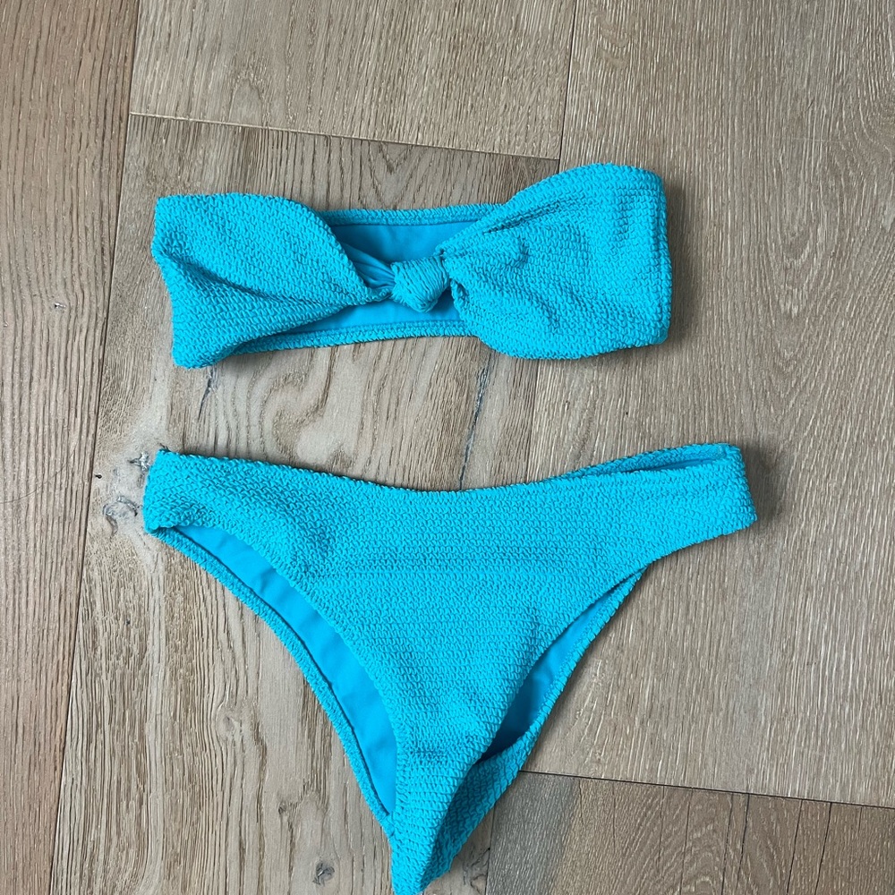 Strapless bikini
